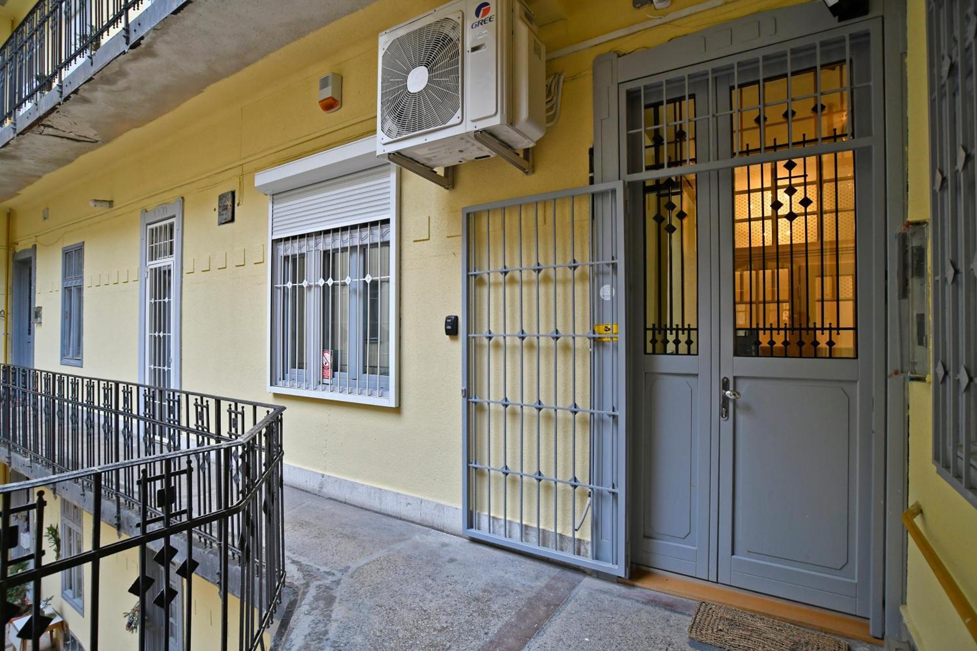 Luxuryflat Near Centre On118 Sqm, 3Br,2Bth,8Bed,Ac Apartman Budapest Kültér fotó